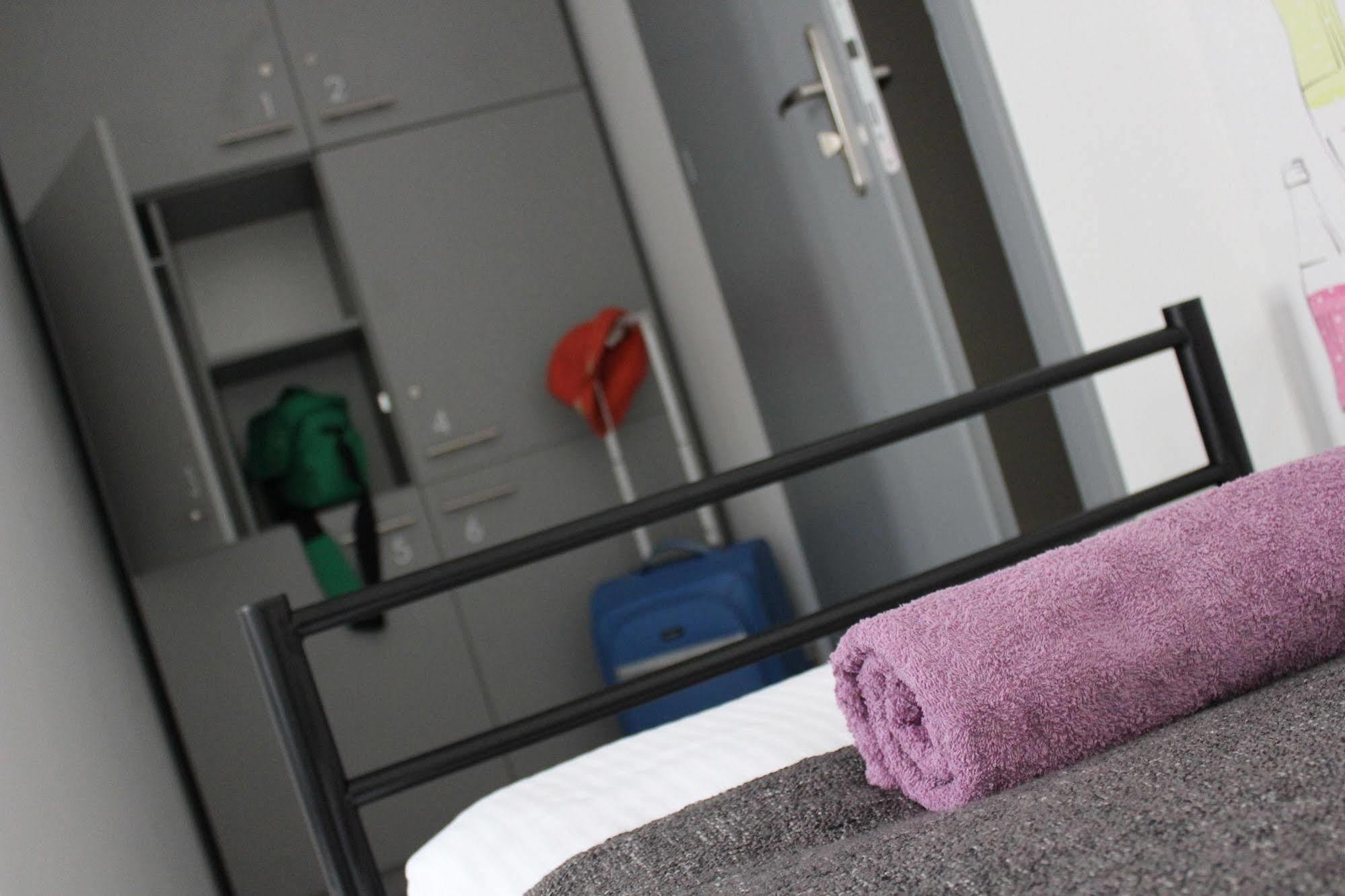 Soda Hostel & Apartments Poznan Bagian luar foto
